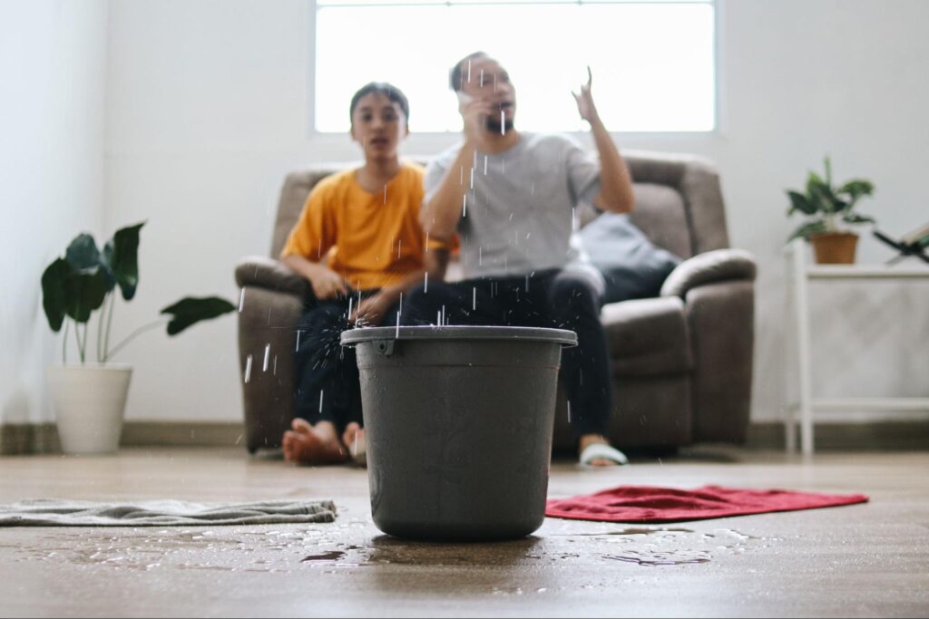 How to Dry Out Water-Damaged Floors Quickly and Effectively